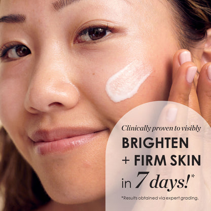 Sunday Riley CEO 15% Vitamin C Brightening Serum - Application