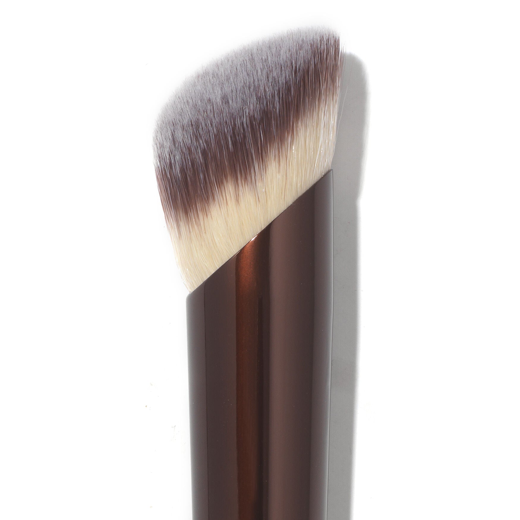 Hourglass Ambient Soft Glow Foundation Brush - Product Details
