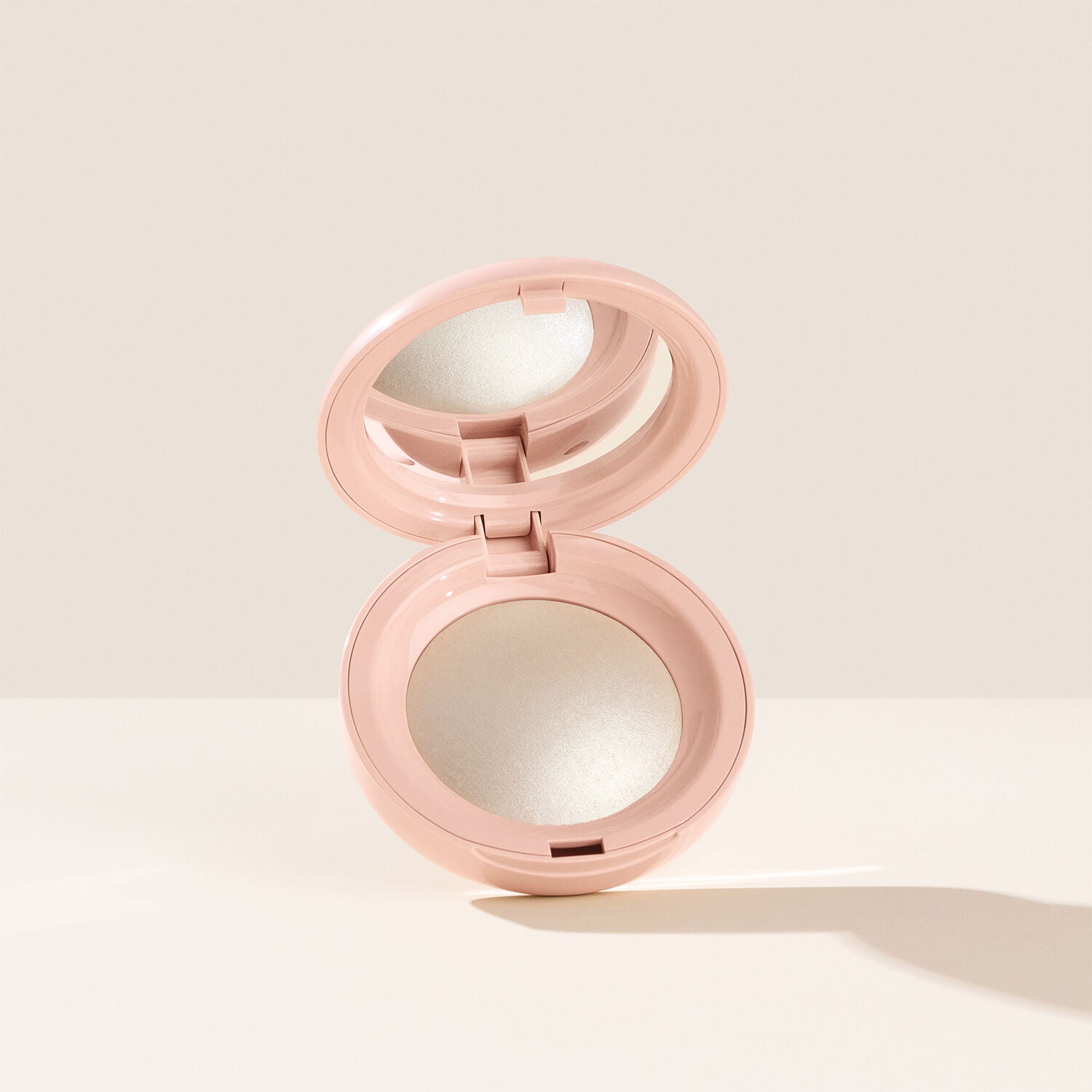 Rare Beauty Silky Touch Highlighter - Image 6