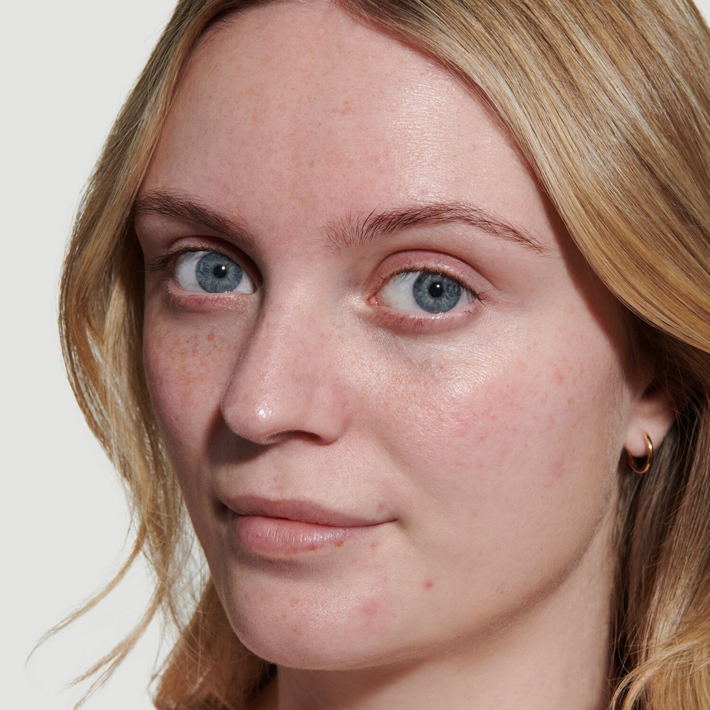 Lisa Eldridge Seamless Skin Enhancing Tint - Image 4