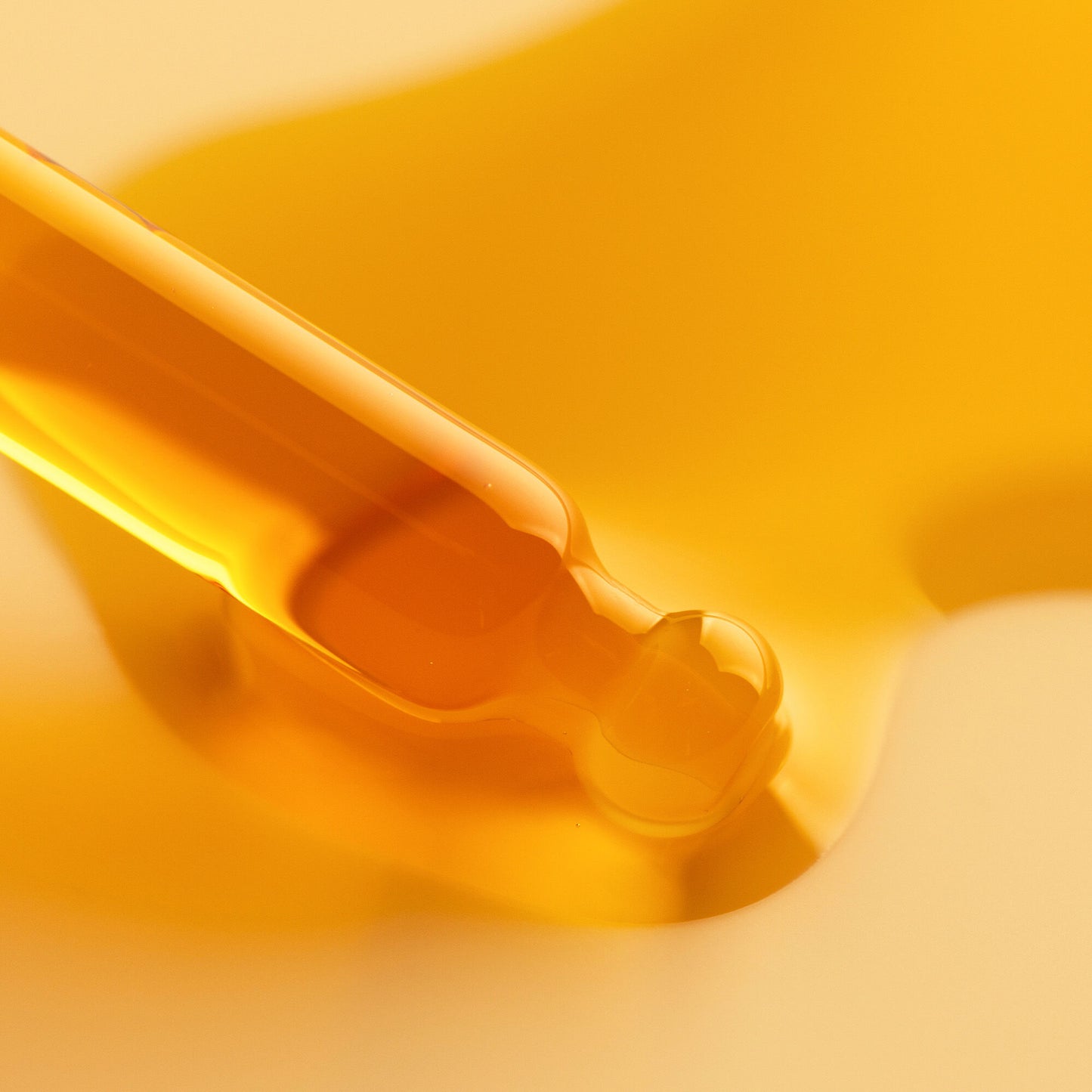 Sunday Riley CEO Glow Vitamin C + Turmeric Face Oil - Product Details