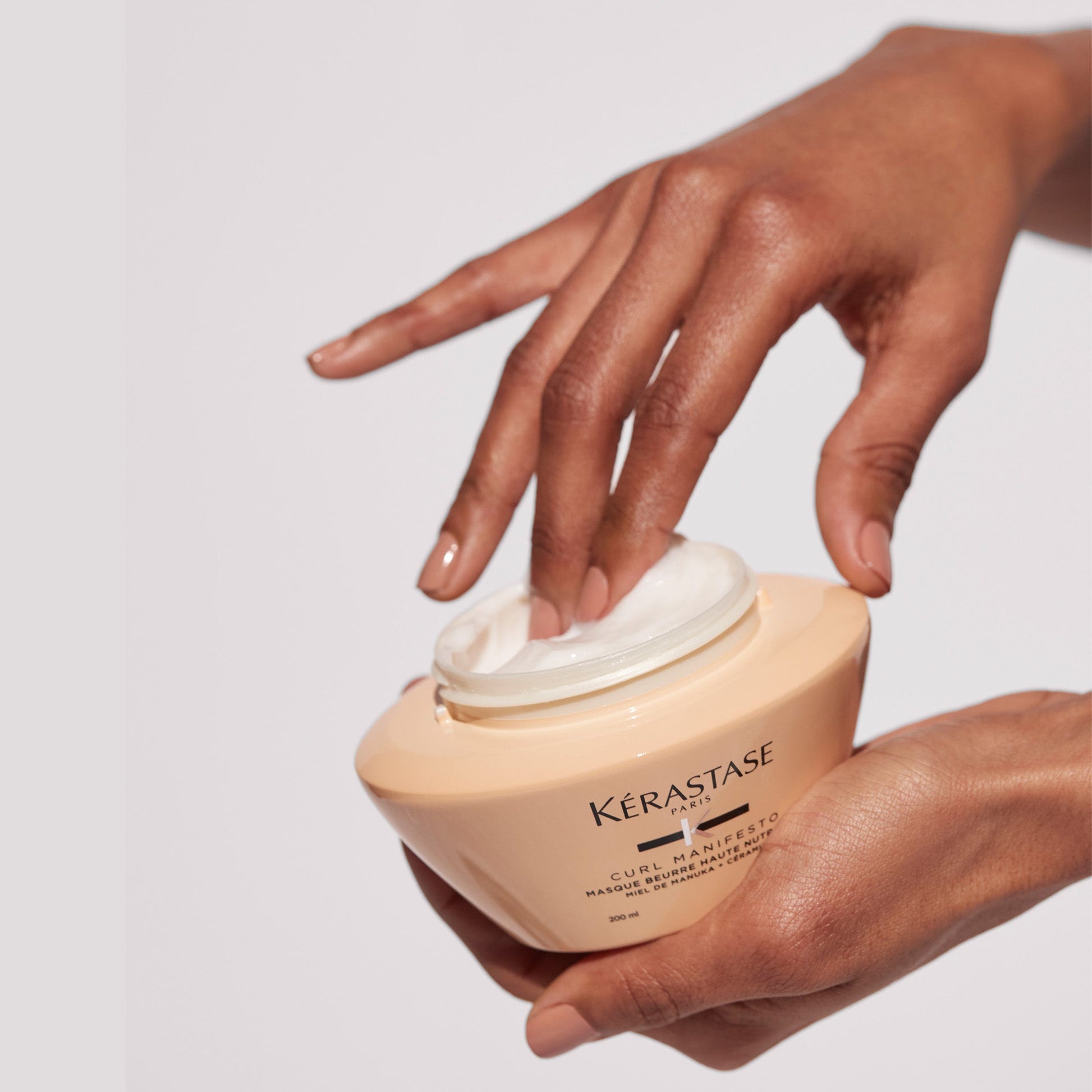 Kérastase Curl Manifesto Masque Beurre Haute Nutrition Mask - Application