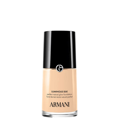 Armani Luminous Silk Foundation - Image 10
