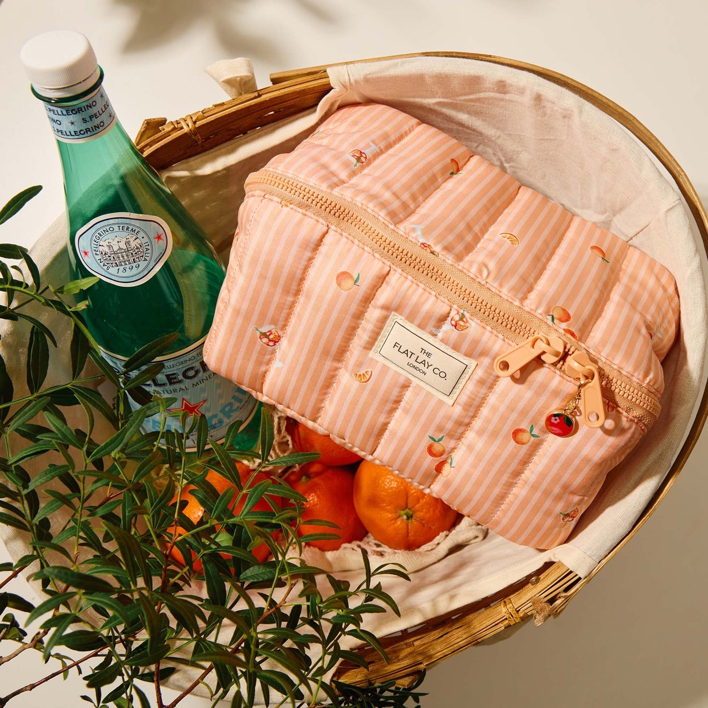 The Flat Lay Co. Marshmallow Flat Lay Makeup Box Bag - Aperitivo - Image 6