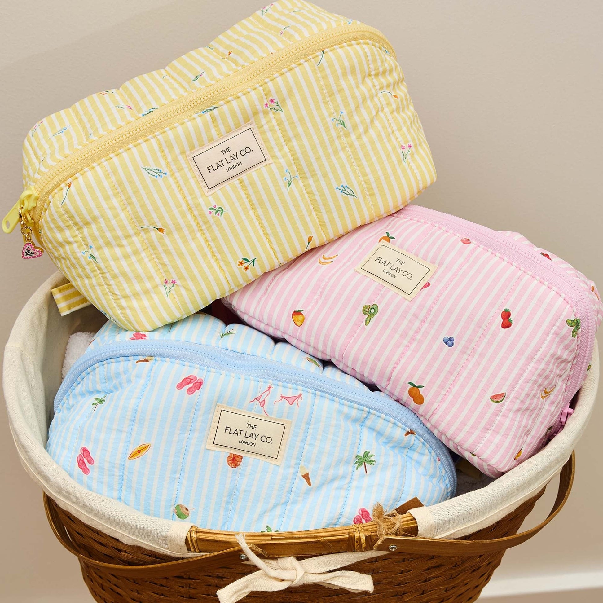 The Flat Lay Co. Marshmallow Flat Lay Makeup Box Bag - Flora - Image 9