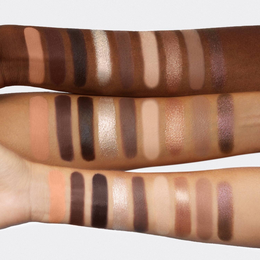 Huda Beauty Creamy Obsessions Eyeshadow Palette - Application